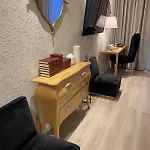 Elia (adults Only) ゲストハウス