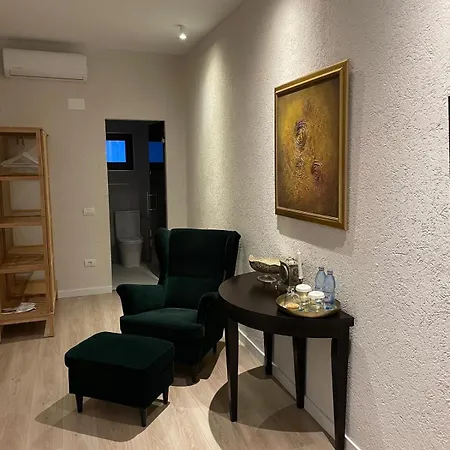 Elia (adults Only) Vama Veche