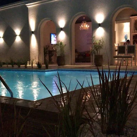 Elia (adults Only) Vama Veche